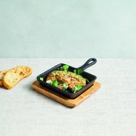 Serving Hot dish Cast Iron with Board Artesa