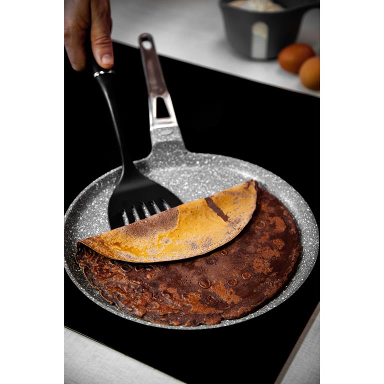MasterClass Cast Aluminium 28cm Crêpe Pan - Image 4