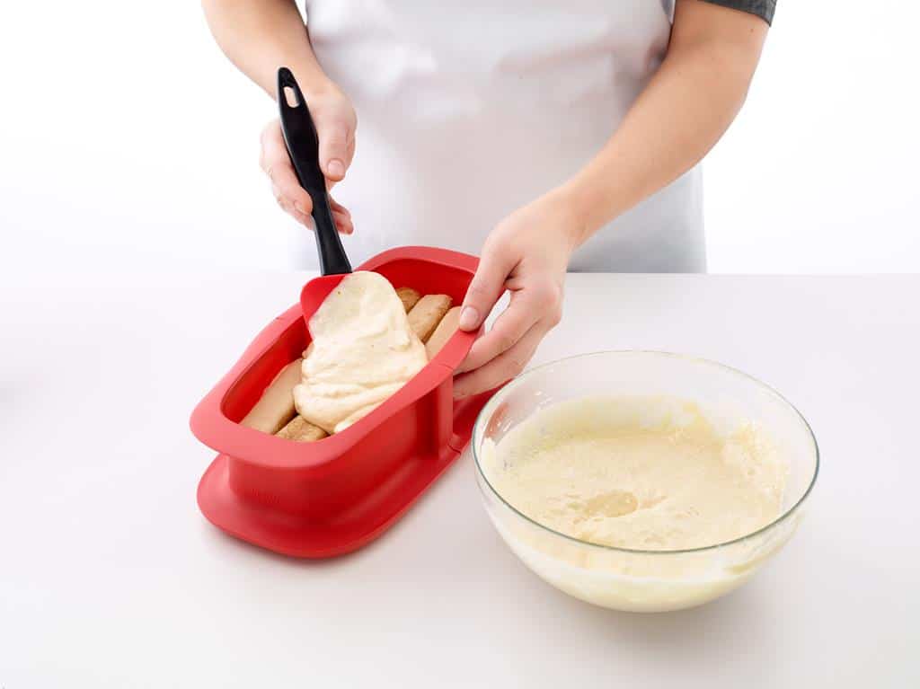 Lékué Loaf Springform Pan 24 cm with ceramic plate