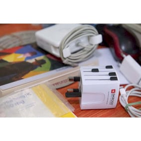 Skross Travel Adapter World Adapter MUV Micro