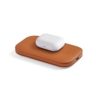 Lexon_Design_Softpower_Wireless_Power_Bank_QI-Camel