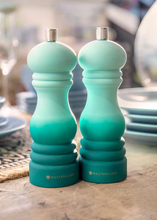 MasterClass_Salt_or_Pepper_Mill_17cm-Ombré_Green