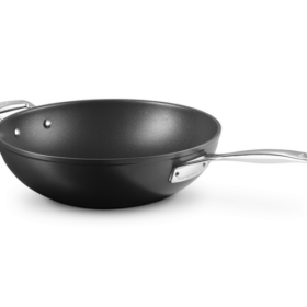 Le Creuset Toughened Non Stick Stir Fry Wok 30cm