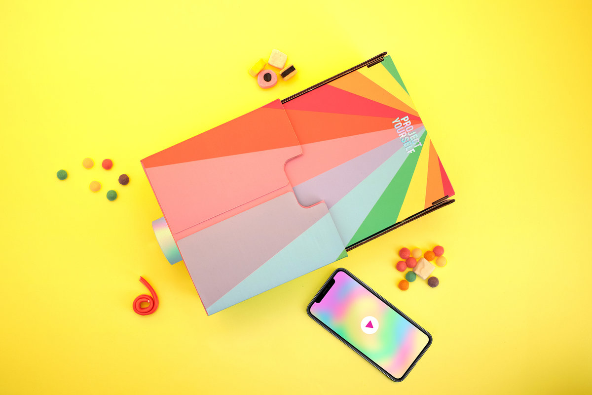 Luckies Project Yourself Phone Projector - Rainbow - Image 7