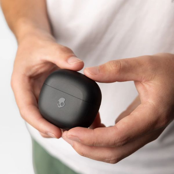 Skullcandy Rail® ANC True Wireless Earbuds - True Black - Image 4
